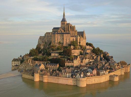 File:Mont-Saint-Michel vu du ciel.jpg - Wikipedia