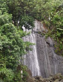 File:Yunque waterfall.jpg - Wikipedia