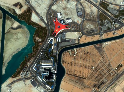 File:Ferrari World.jpg - Wikimedia Commons