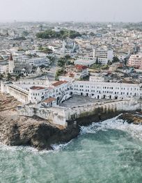 File:Cape Coast Castle by Elikem.jpg ...