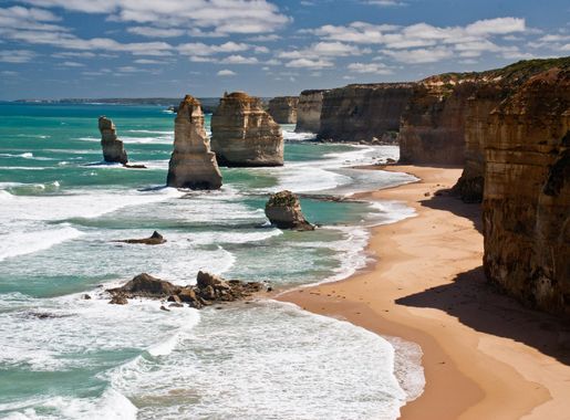 File:The twelve apostles Victoria Australia 2010.jpg - Wikipedia