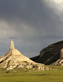 File:Chimney Rock, Western Nebraska.jpg ...