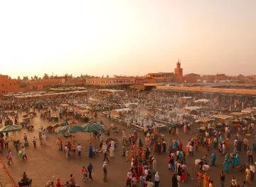 File:Maroc Marrakech Jemaa-el-Fna Luc ...