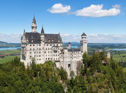 File:Schloss Neuschwanstein 2013.jpg - Wikipedia