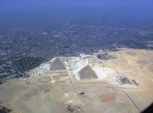 File:Giza pyramid complex from air (2928).jpg - Wikimedia Commons