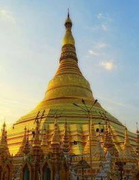 File:Shwedagon Pagoda 2017.jpg - Wikipedia