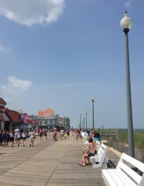 File:Rehoboth Beach boardwalk looking ...