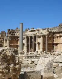 File:Baalbek-109914.jpg - Wikipedia