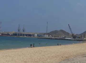 File:Khor Fakkan Beach Fujairah UAE ...