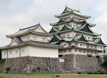 File:Nagoya Castle(Larger).jpg ...