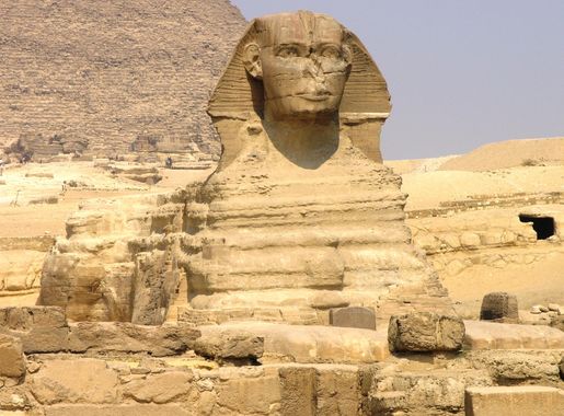 File:Giza Plateau - Great Sphinx - front view.JPG - Wikimedia Commons