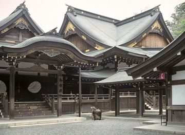 File:IseShrine.jpg - Wikimedia Commons